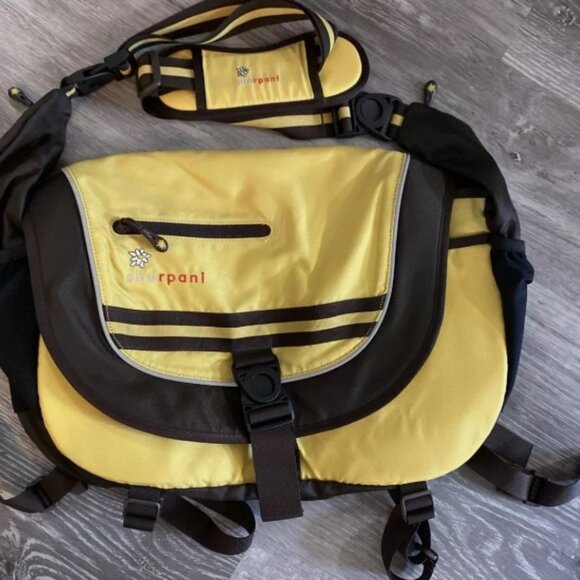 Sherpani Gym/Yoga/Travel/Daily Bag, Women's, Yellow Bag, Large Crossbody Purse - Picture 5 of 5